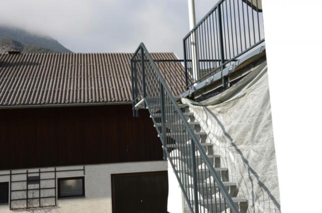 Stiege aus Stahl Verzinkt mit Beschichtung