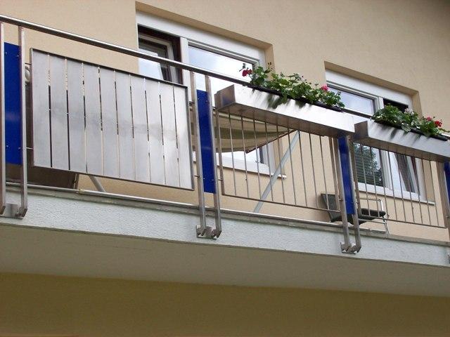 Nirosta Geländer mit Exterior Elementen